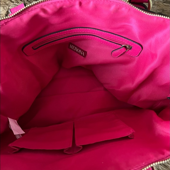 Cute pink bag is the perfect pop of color and it’s ready for you! - Picture 6 of 7